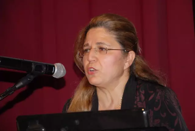Özer, 'Çocuklar Taciz ve İstismara Karşı Uyarılmalı' Özer, 'Çocuklar Taciz ve İstismara Karşı Uyarılmalı'