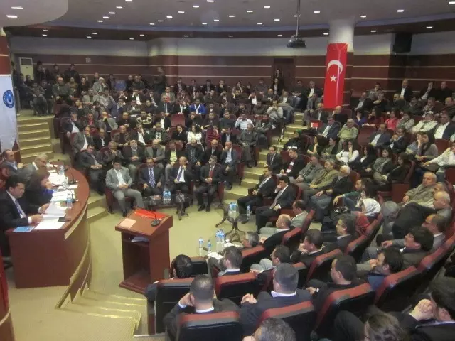 Kamu-Sen Tarafından 'Milli Birlik Meselemiz' Konulu Panel Düzenlendi Kamu-Sen Tarafından 'Milli Birlik Meselemiz' Konulu Panel Düzenlendi