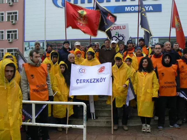 Temsili 57 ve 27. Alaylar Çanakkale'ye Yürüyor
