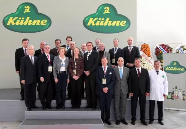 Alman Devi Kühne'den Kemalpaşa'ya Fabrika