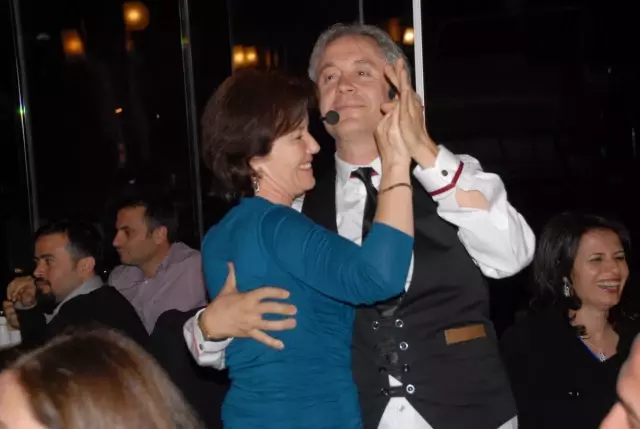 Fethiye'deki Kabare Şov İlgiyle İzlendi Fethiye'deki Kabare Şov İlgiyle İzlendi