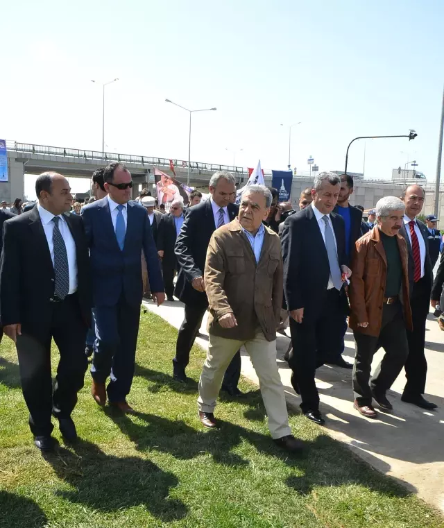 İzmir'de Ulukent Köprülü Kavşağı'nın Açılışı
