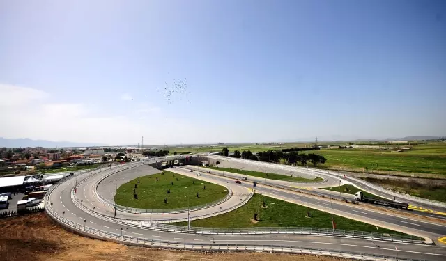 İzmir'de Ulukent Köprülü Kavşağı'nın Açılışı