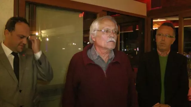 CHP'den İstifa Eden Meclis Üyeleri Geri Döndü CHP'den İstifa Eden Meclis Üyeleri Geri Döndü