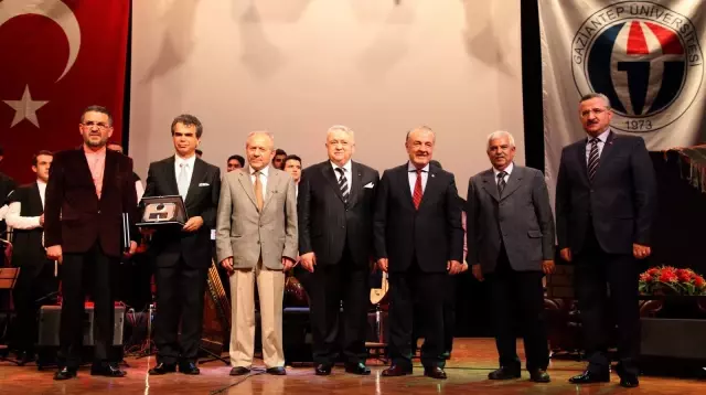 Amir Ateş'ten Muhteşem Tasavvuf Konseri