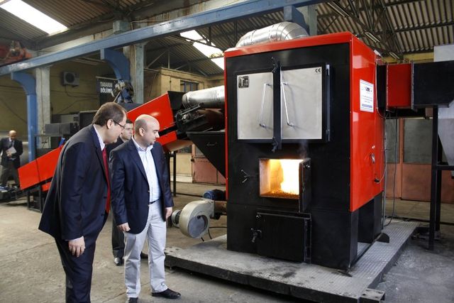 Tavuk Gübresini Yakıt Olarak Kullandı - Ekonomi Haberleri