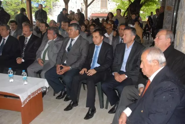 Kuzugöbeği Mantar Festivali Renkli Görüntülerle Başladı Kuzugöbeği Mantar Festivali Renkli Görüntülerle Başladı