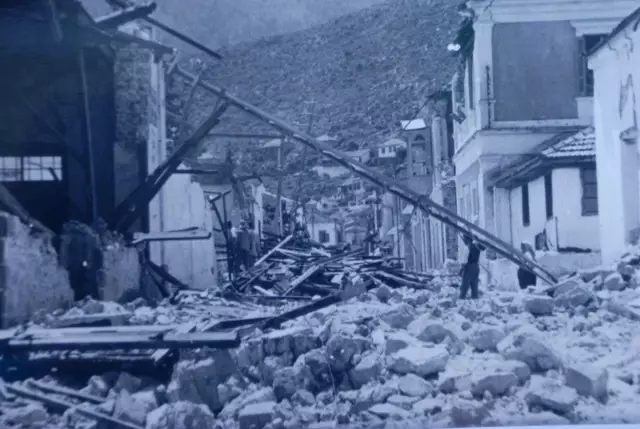 1957 Depremi İçin Anma Etkinliği Düzenlendi 1957 Depremi İçin Anma Etkinliği Düzenlendi