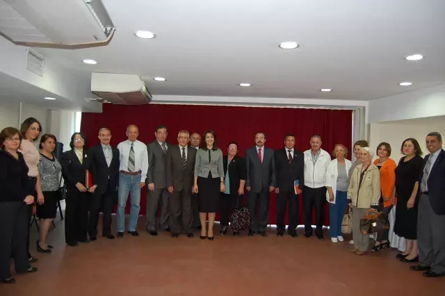 AK Parti'li Ulema Şehit Yakınlarıyla Buluştu