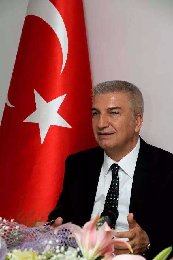 Basın Özgürlüğü Ödülü Ayşenur Arslan'a Basın Özgürlüğü Ödülü Ayşenur Arslan'a