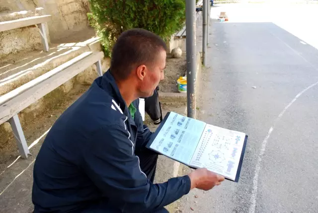 Fedakar Öğretmen