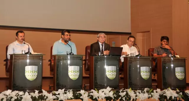 Kbü'de 'Hz. Peygamber ve İnsan Onuru' Konulu Panel Düzenlendi