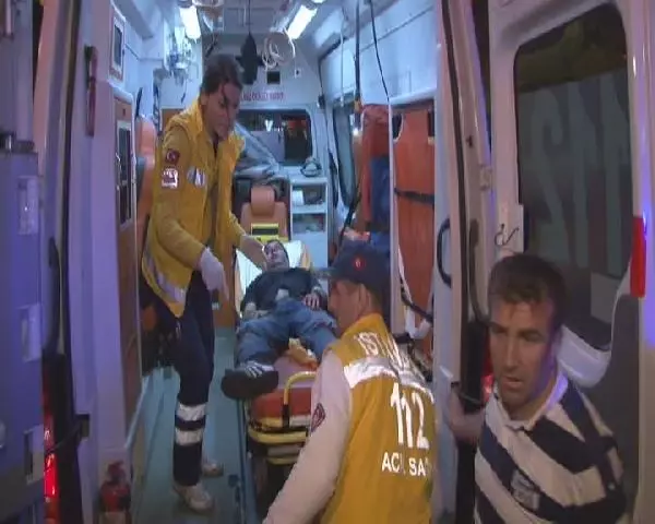 Ünlü Oyuncu Kaza Yaptı Ünlü Oyuncu Kaza Yaptı