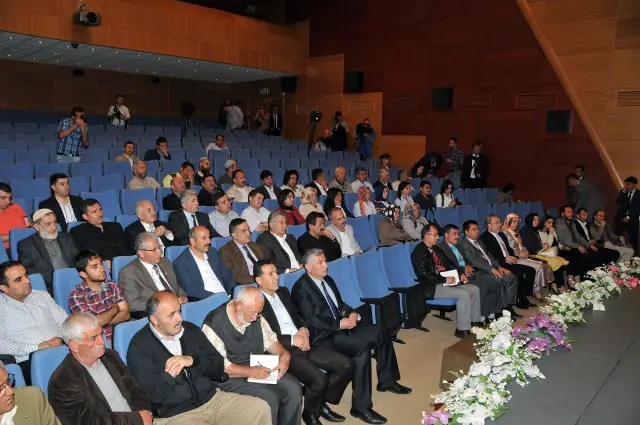 Akil İnsanlar Karadeniz Komisyonu Üyeleri Gümüşhane'de Akil İnsanlar Karadeniz Komisyonu Üyeleri Gümüşhane'de