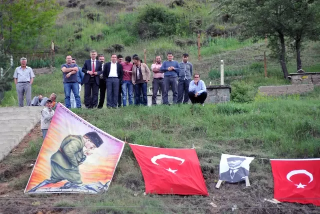 Akil İnsanlar Karadeniz Komisyonu Üyeleri Gümüşhane'de Akil İnsanlar Karadeniz Komisyonu Üyeleri Gümüşhane'de