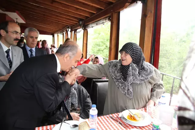 Bursa Sehrin Kadinlari Platformuna Mor Salkim Kadin Dayanisma Dernegi فيسبوك