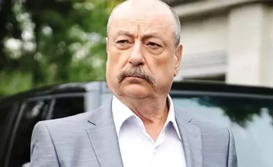 Usta Oyuncunun Yeni Dizisi Belli Oldu