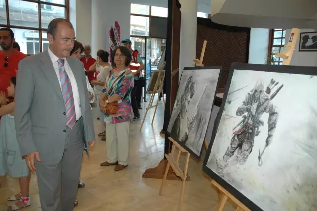 Urla'da Karma Resim Sergisi Açıldı Urla'da Karma Resim Sergisi Açıldı