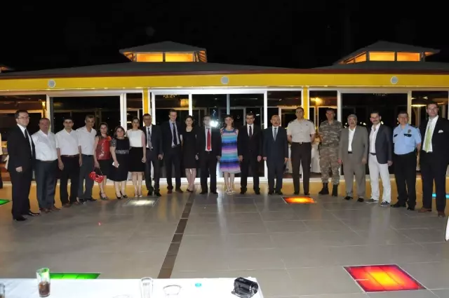 Nizip'te Hakim ve Savcılara Veda Yemeği