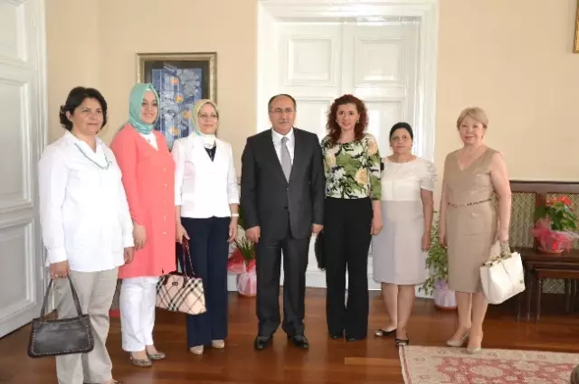 Vali Savaş'a Nezaket Ziyaretleri Devam Ediyor Vali Savaş'a Nezaket Ziyaretleri Devam Ediyor