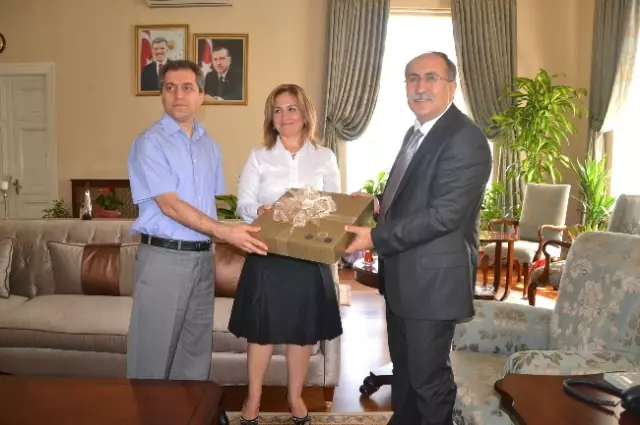 Vali Savaş'a Nezaket Ziyaretleri Devam Ediyor Vali Savaş'a Nezaket Ziyaretleri Devam Ediyor