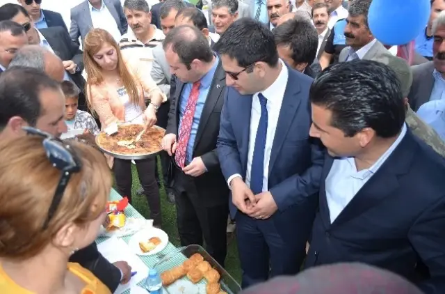 Özalp'ta Kültür Sanat Şenliği Yapıldı Özalp'ta Kültür Sanat Şenliği Yapıldı