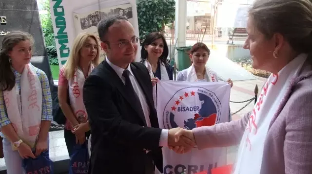 Yazar Ramis Çınar Okurlarıyla Buluştu Yazar Ramis Çınar Okurlarıyla Buluştu