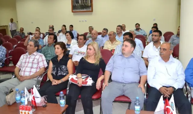 'Ekmeğimizi Bölüşüyoruz' Protokolü İmzalandı 'Ekmeğimizi Bölüşüyoruz' Protokolü İmzalandı