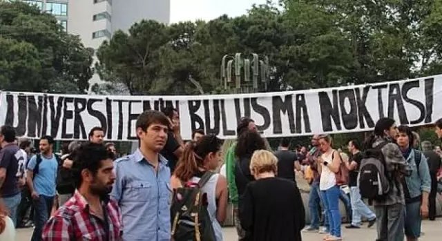 120 Öğretim Elemanı Öğrencilerine Sahip Çıktı! 120 Öğretim Elemanı Öğrencilerine Sahip Çıktı!