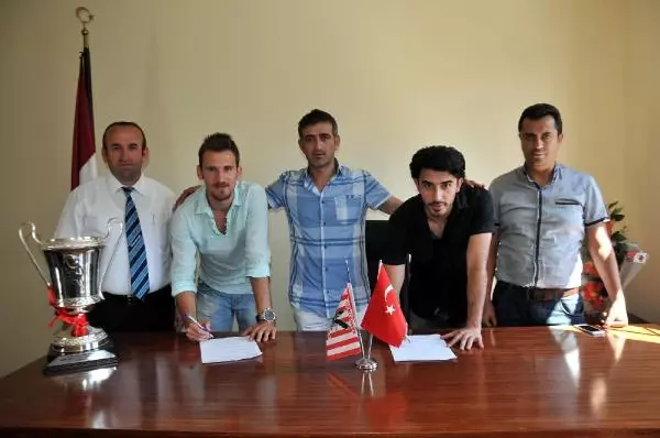 Gümüşhanespor'da İki İmza