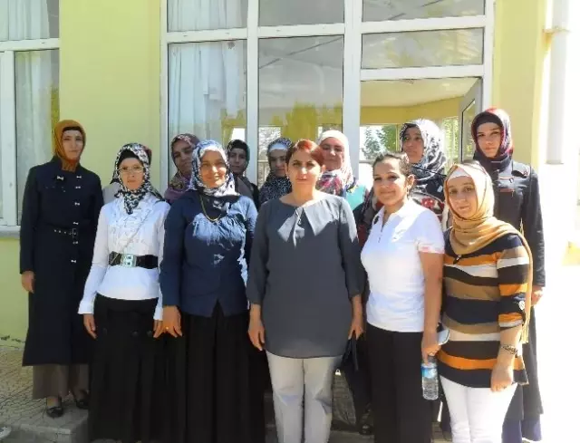 Ak Parti Samsat Ilce Kadin Kollari Baskani Degisti Adiyaman