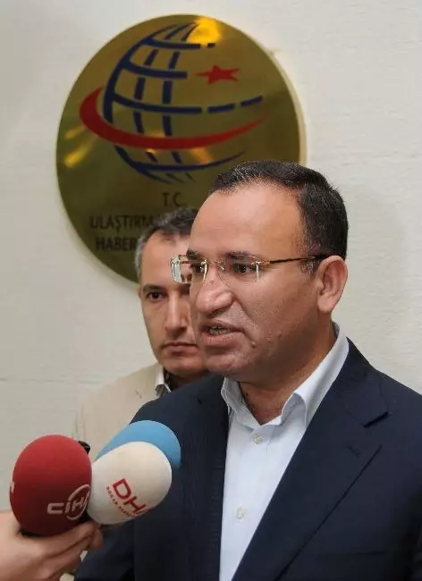 Başbakan Yardımcısı Bozdağ, Almanya'da İftara Katıldı