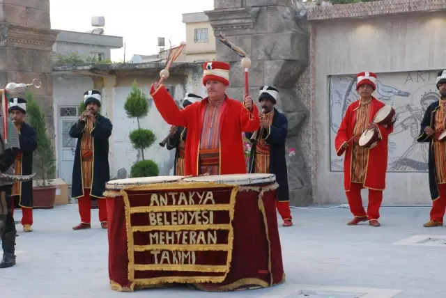 Mehteran Konseriyle 5 Bin Kişi Oruç Açtı