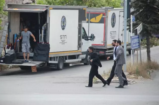 Halil Sezai'nin 'Çilek' Filminin Çekimleri Sürüyor Halil Sezai'nin 'Çilek' Filminin Çekimleri Sürüyor