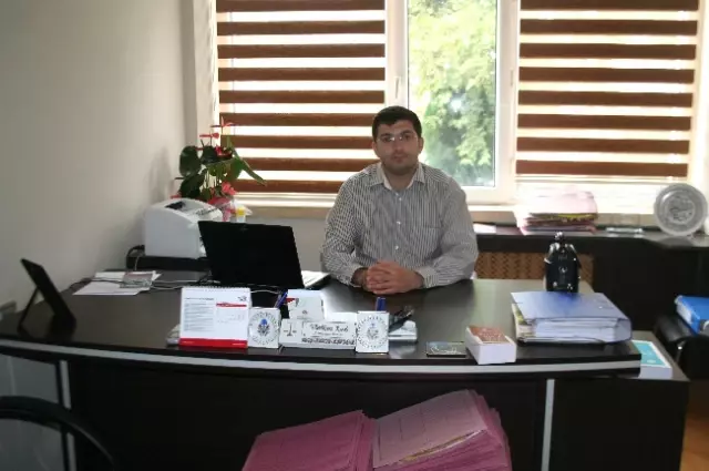 Osmaneli'ne Yeni Atanan Savcı ve Hâkim Görevlerine Başladılar Osmaneli'ne Yeni Atanan Savcı ve Hâkim Görevlerine Başladılar