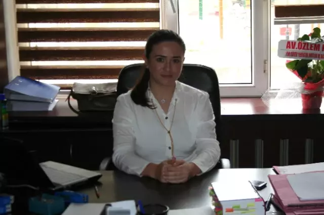 Osmaneli'ne Yeni Atanan Savcı ve Hâkim Görevlerine Başladılar Osmaneli'ne Yeni Atanan Savcı ve Hâkim Görevlerine Başladılar