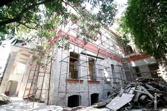 Antalya�daki Tarihi Öğretmen Evi Restore Ediliyor Son Dakika Haberleri