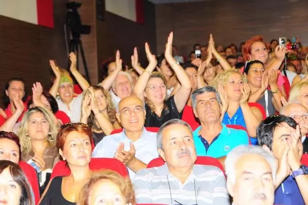 Ayşenur Arslan'a, Basın Özgürlüğü Ödülü Ayşenur Arslan'a, Basın Özgürlüğü Ödülü