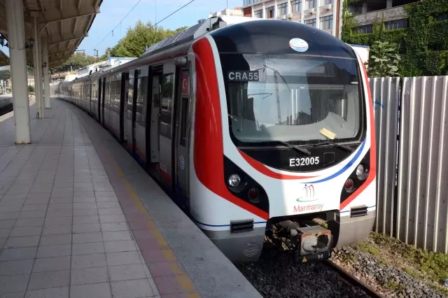 Marmaray'a İlk Vagon Yarın İndirilecek Marmaray'a İlk Vagon Yarın İndirilecek