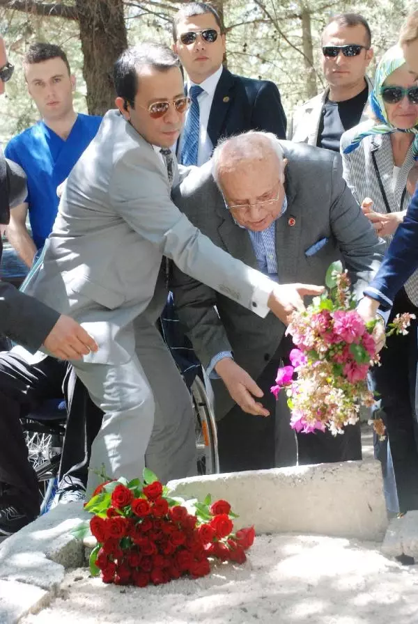 Demirel'den Ergenekon Açıklaması: Umarım Ki Milleti İncitici Kararlar Çıkmaz Demirel'den Ergenekon Açıklaması: Umarım Ki Milleti İncitici Kararlar Çıkmaz