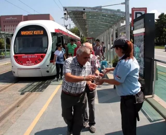 Samulaş Yolcuları ile Bayramlaştı Samulaş Yolcuları ile Bayramlaştı