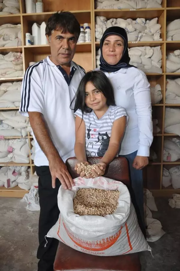 Yeni Bulduğu Türlere Aile Bireylerinin Adını Verdi Yeni Bulduğu Türlere Aile Bireylerinin Adını Verdi