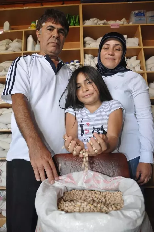 Yeni Bulduğu Türlere Aile Bireylerinin Adını Verdi Yeni Bulduğu Türlere Aile Bireylerinin Adını Verdi