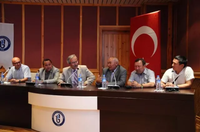 Kazakistan Ahmet Yesevi Türk Üniversitesi Heyetinden, Bü ...