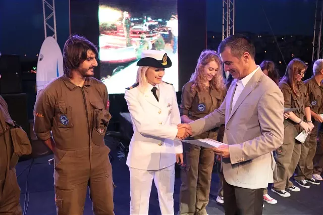 Haliç'in Barbarosları Sertifikalarını Aldı