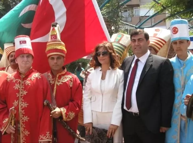 Ak Partili Sait'ten Bir İlk Daha; Ak Partili Sait'ten Bir İlk Daha;