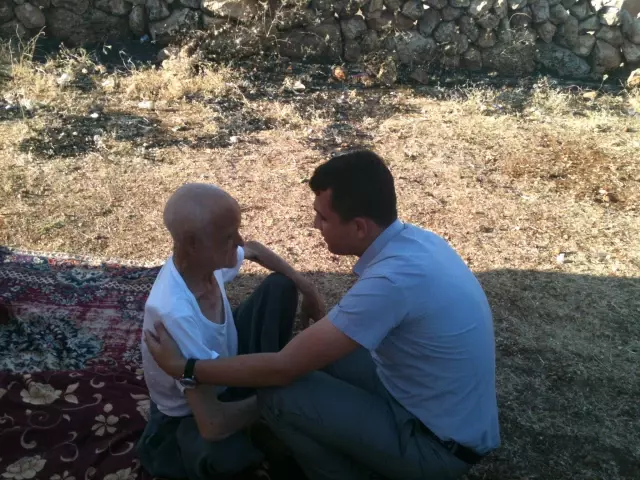 Halfeti Kaymakamlığı'ndan İhtiyaç Sahibi Ailelere Yardım Halfeti Kaymakamlığı'ndan İhtiyaç Sahibi Ailelere Yardım