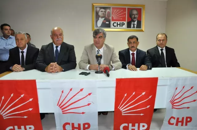 Çiçek'in Katılımıyla İzmir'deki 30 İlçenin 29'unun Belediyeleri CHP'li Oldu Çiçek'in Katılımıyla İzmir'deki 30 İlçenin 29'unun Belediyeleri CHP'li Oldu