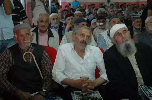 Küçükler, Şehitler Mahalle Sakinleriyle Bir Araya Geldi Küçükler, Şehitler Mahalle Sakinleriyle Bir Araya Geldi