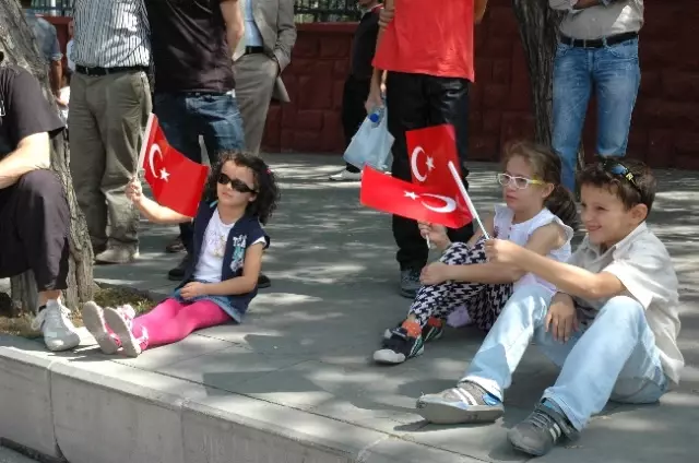 Erzurum'da 30 Ağustos Coşkusu Erzurum'da 30 Ağustos Coşkusu